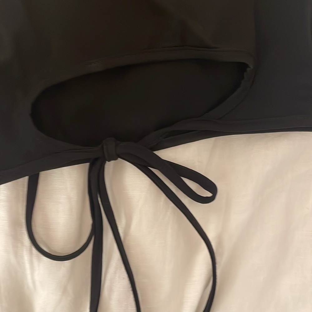 Superdown Revolve Crop Top - image 2